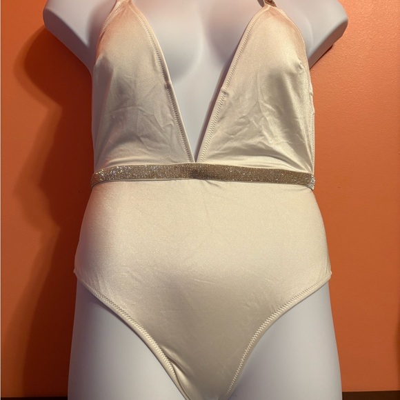 Sale!!! Victoria's Secret White One Piece Swimsuit (NWOT) - Picture 5 of 5